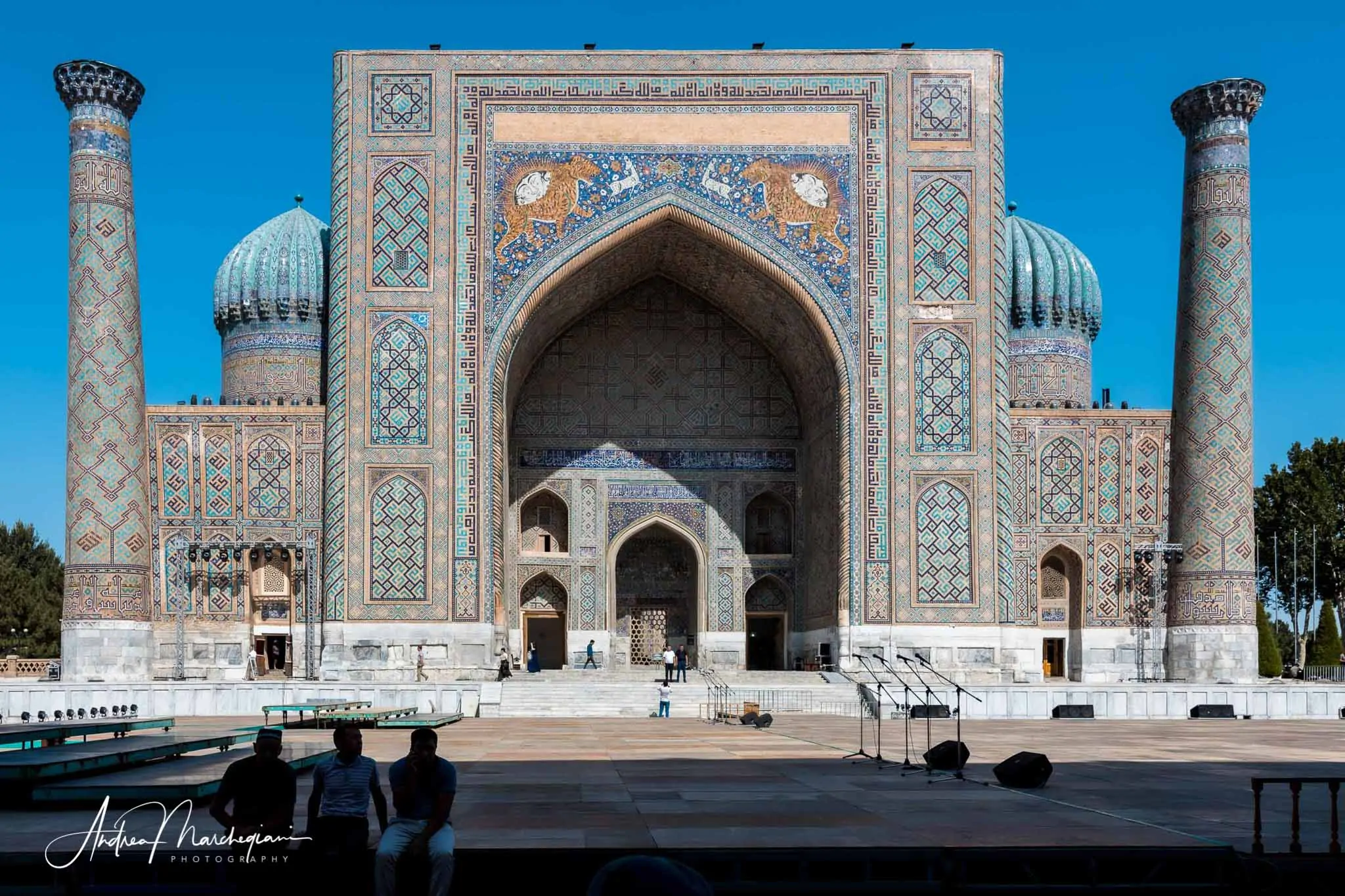 Madrasa Sher Dor, Registan