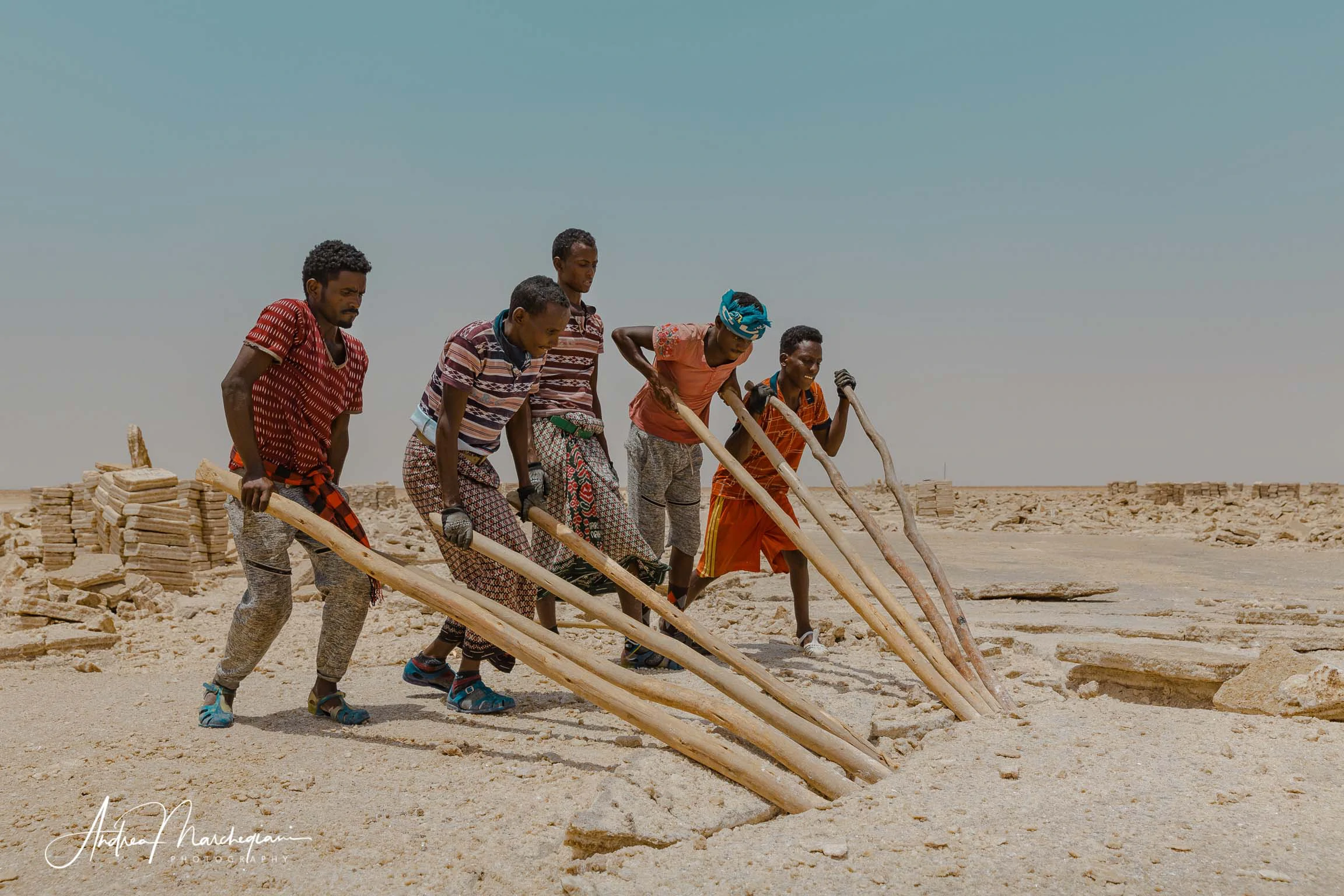 travel-ethiopia-danakil-the-salt-flats-ahmed-ela-42