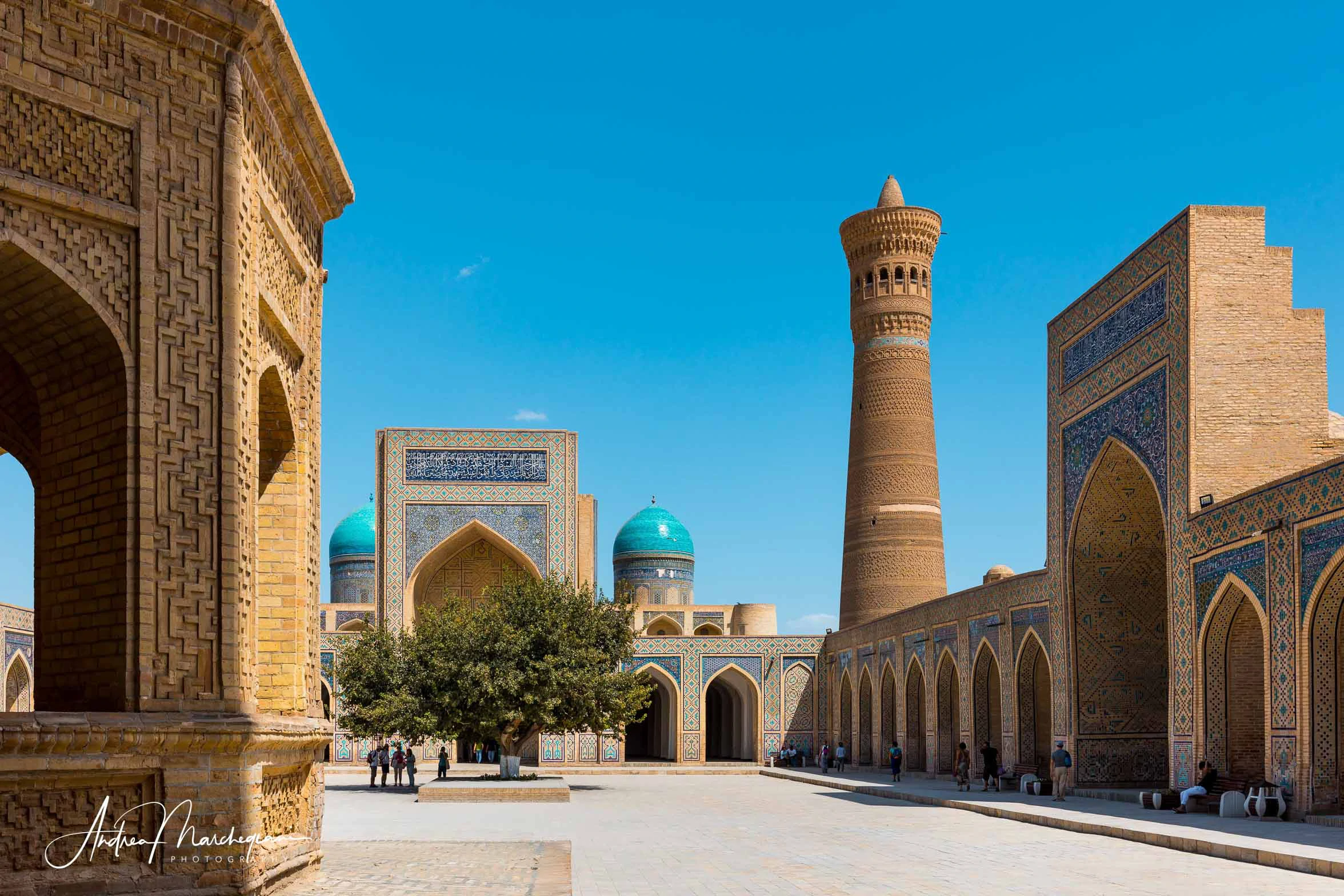 Kalyan mosque, inner courtyard, with Kalyan minaret