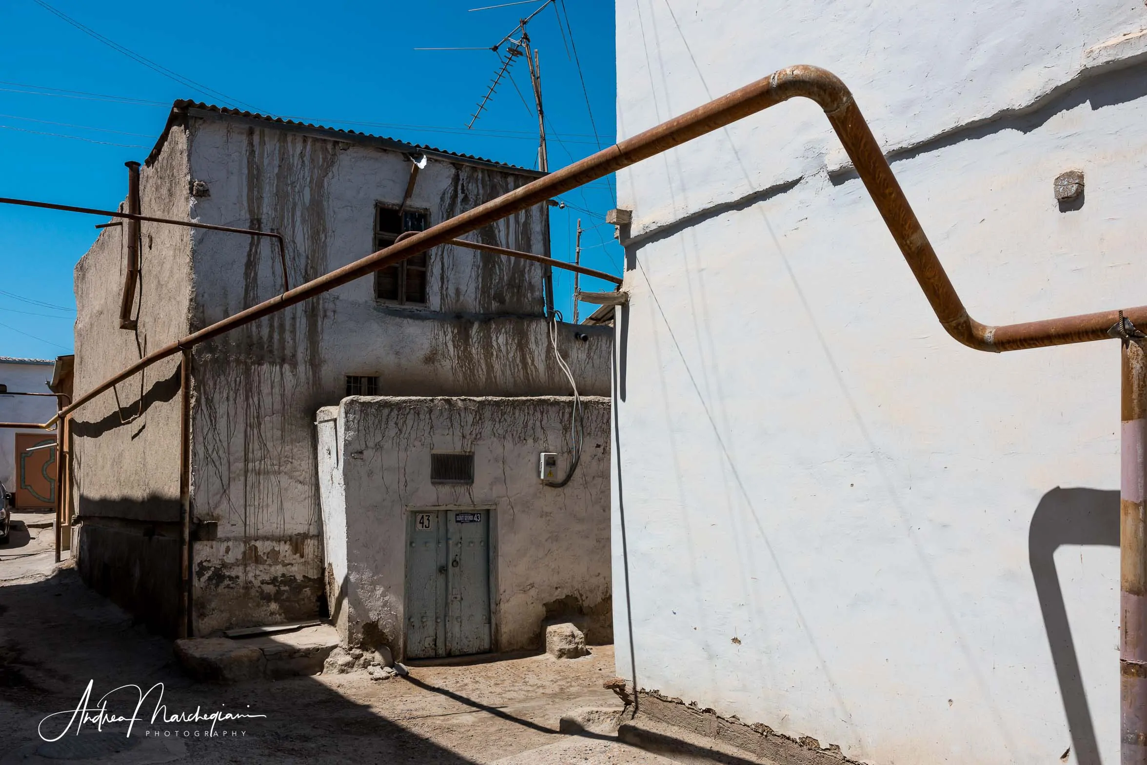 Gas pipes, Bukhara