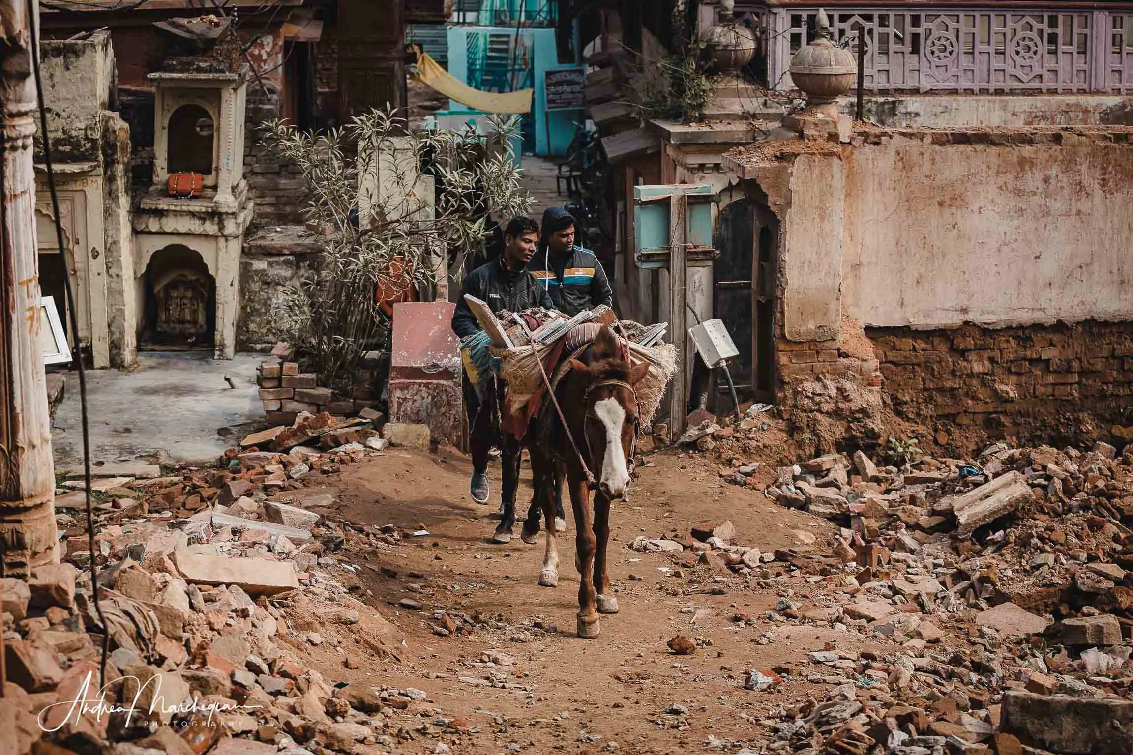 varanasi-demolizioni-centro-storico-india-32