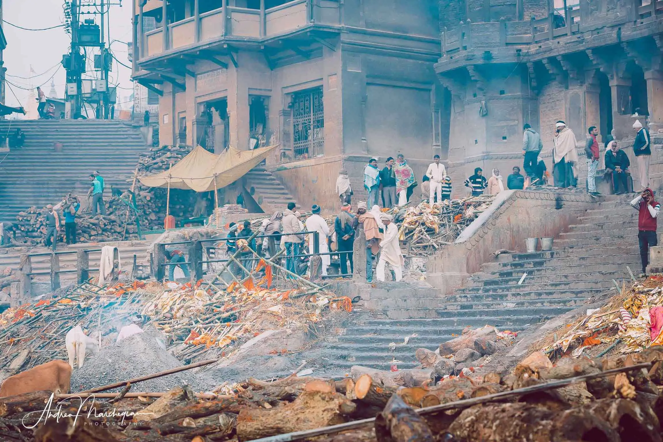 varanasi-india-manikarnika-burning-ghat-10