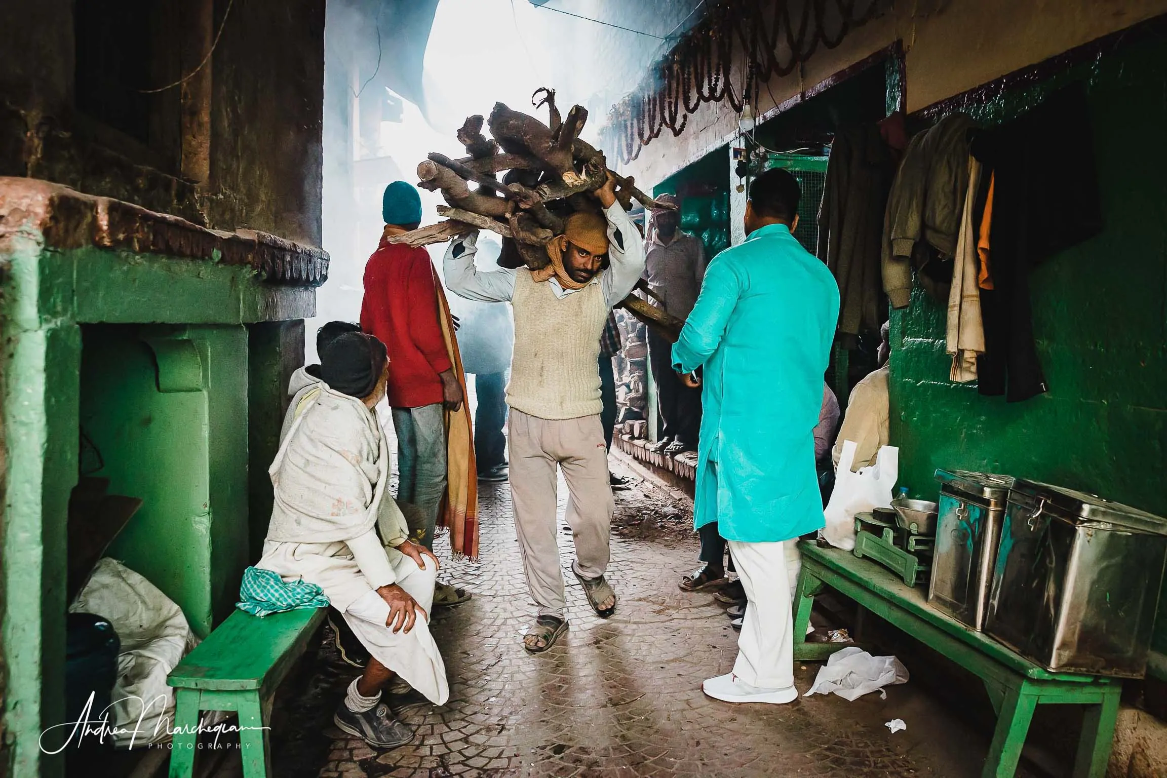 varanasi-india-manikarnika-ghat-burning-ghat-46