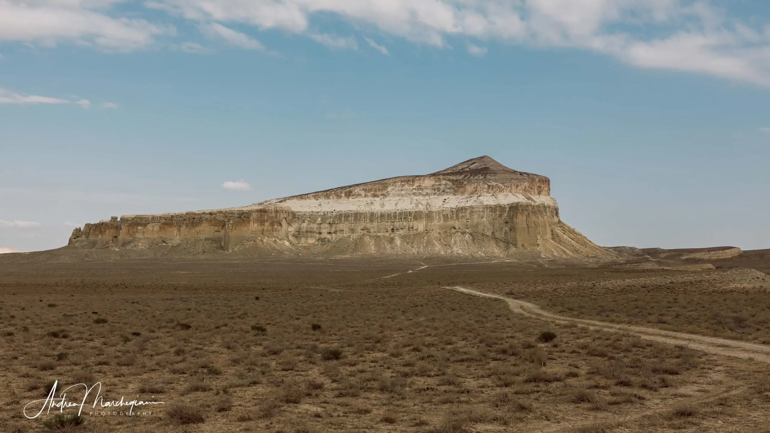 travel-mangystau-desert-kazakhstan-100